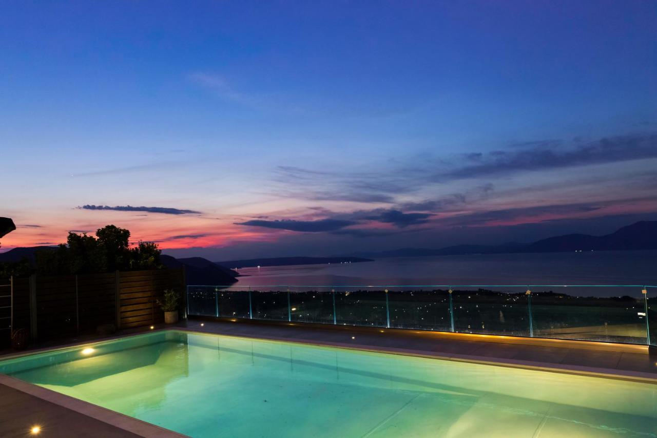 Serenity Penthouse Villa Chalkís Dış mekan fotoğraf